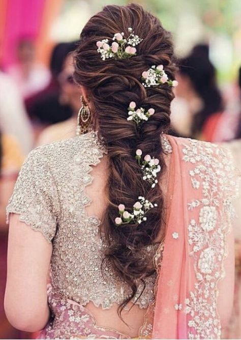 Hairstyle Inspo for brides sisters/ cousins Hairstyle For Engagement, Engagement Hairstyle, Messy Braided Hairstyles, Bridal Hairstyle Indian Wedding, Engagement Hairstyles, Bridal Braids, Wedding Braids, Bridal Hair Buns, Indian Wedding Hairstyles