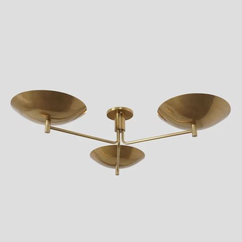 3 Light Arm Flush Mount Brass Sputnik Pendent Light Ceiling Chandelier Disk Shade in Raw Brass Finish - Handmade. Add a modern feel to a room with this this shade. This stunning piece features a brass material with 3 lights. Ideal over a kitchen counter or an island. The brass shades can be made in different finish. Fixture Measurements: - Made with heavy brass with metal shades. - Wall Canopy : 5" Dia. - Measurements is : Depth x 38 Inches - H x 8 Inches. - Required 3 x E26 120 voltage standard Light Mid Century Modern, Traditional Ceiling Lights, Modern Flush Mount, Brass Wall Lamp, Globe Lamps, Sputnik Chandelier, Semi Flush Mount Lighting, Ceiling Chandelier, Flush Mount Lighting