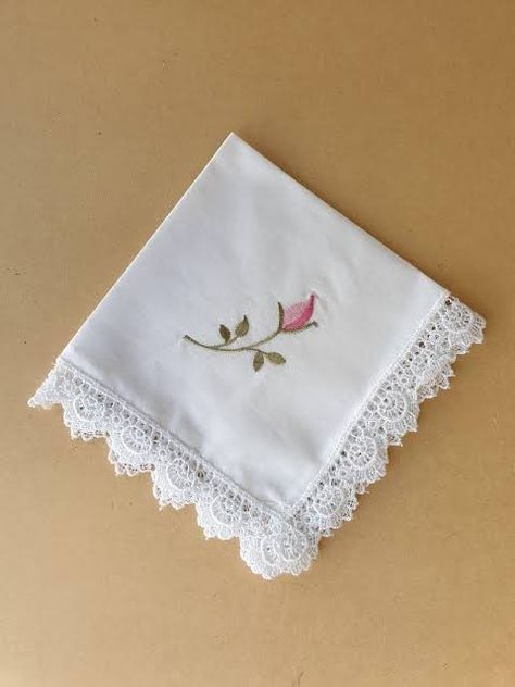 Embroidery On Handkerchief, Handmade Handkerchiefs, Handkerchief Embroidery, Embroidery Napkins, Basic Hand Embroidery, Basic Hand Embroidery Stitches, Fabric Crafts Diy, Embroidered Handkerchief, Towel Embroidery