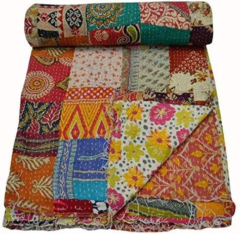 Kantha Quilt 100% cotton Warm and absolutely stunning with vibrant colors Very light weight and easy to carry for travel Bohemian Quilt, Queen Size Blanket, Handmade Tapestries, Quilt Bedspread, Quilted Throw Blanket, Cotton Bedspread, Blanket Quilt, Handmade Throws, Kantha Bedspreads