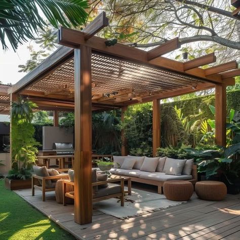 Oak Pergola With Roof, Pergola With Planter Boxes, Wooden Pergola Ideas, Wood Gazebo Ideas, Outdoor Pergola Ideas Backyards, Cabin Pergola, Luxury Pergola, Wooden Pergolas, Deck Piscina