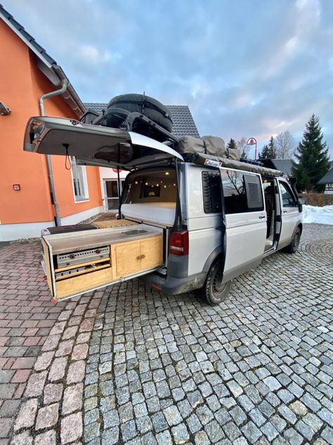 VW T5.2 Seikel Offroad Van Wohnmobil – Vans of Germany Vw Transporter Conversion Layout, Vw T4 Camper, Transporter T6 Camper, Vw Transporter Conversions, Vw T5 Camper, Vw T5 California, Vw Transporter Sportline, Volkswagen Transporter T4, Van Vw