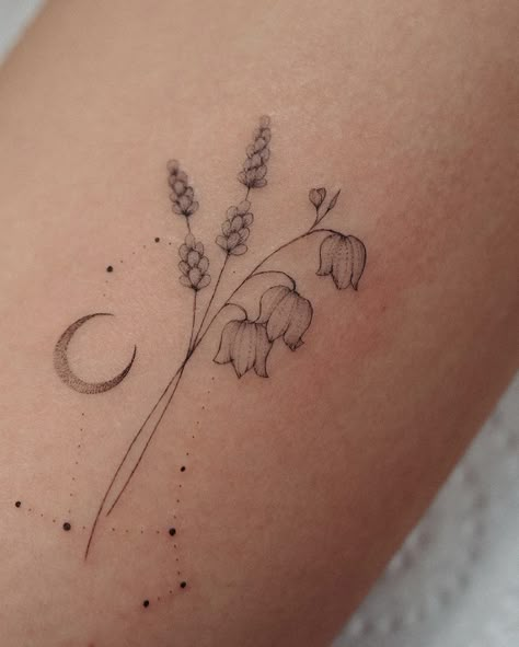 Larkspur Tattoo Simple, May Tattoo Ideas Birth Month, Lavender Flower Tattoo, Witchcraft Tattoos, Tattoo Samples, Bestie Tattoo, Lavender Tattoo, Aquarius Tattoo, Bts Tattoos