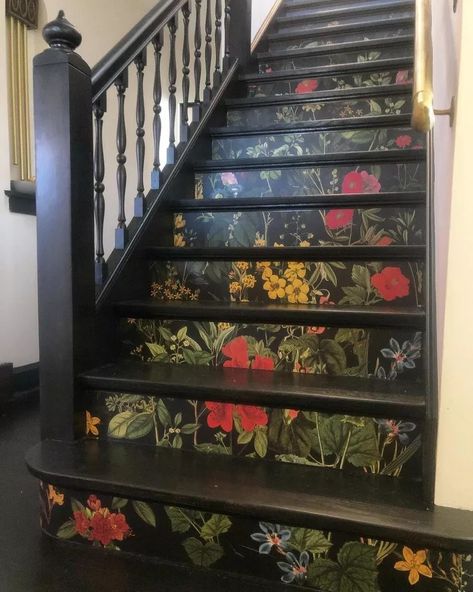 33 Stair Riser Ideas to Instantly Elevate Any Space Closed Staircase, Whimsical Living Room, Whimsical Bedroom, Whimsical Cottage, Staircase Makeover, Staircase Decor, Whimsical Home, Whimsical Decor, House Remodel