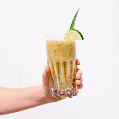 It doesn't matter what time of year it is, bring the taste of summer to your house with this mouth-watering Pineapple Fresca!Ingredients:1 scoop Pineapple Chia Cleanse1 cup frozen Pineapple pieces2 tbsp. Agave syrup2 limes (juice)... Pineapple Chia Cleanse, Chia Fresca, Chia Recipe, Frozen Pineapple, Pressed Juice, Agave Syrup, Cleanse Recipes, Grapefruit Juice, Eat Better