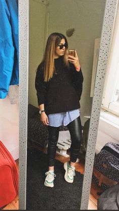 Fashion: #fashion, #style, #outfitinspiration, #beauty Office Converse Outfit, Neon Sweatshirt Outfit, Socks Over Leggings Outfit Winter, Sweatshirt Blazer Outfit, Outfits Spring 2025, Long Sleeve Tshirt Outfit, Outfits Ideas Winter, Winter Outfit Ideas For Women, Winter Outfits Cute