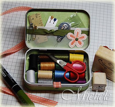 StampForce: Altoid Tins Altoid Tin Ideas, Sewing Tutorials Bags, Travel Sewing Kit, Altoids Tin, Tin House, Altoid Tin, Altoids Tins, Travel Sewing, Altered Tins