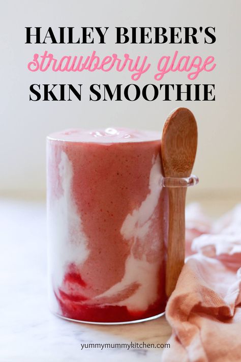 Hailey Bieber Strawberry, Hailey Bieber Smoothie, Erewhon Smoothie, Strawberry Skin, Fitness Ebook, Skin Smoothie, Collagen Smoothie, Collagen Recipes, Smoothie Recipes Strawberry