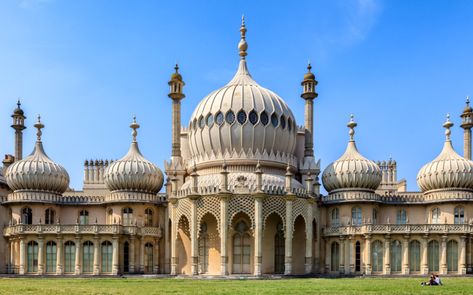 Brighton Pavilion, Queenslander House, English Gothic, Royal Pavilion, Pavilion Architecture, Brighton England, Most Beautiful Places To Visit, Georgian Architecture, Awesome Architecture