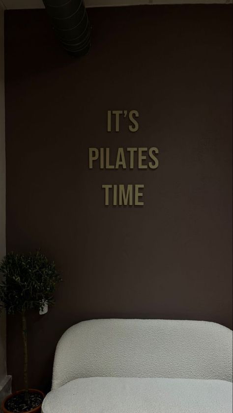 2024 Vision Board Pilates, Pilates Inspo Motivation, Vision Board Pilates Aesthetic, Pilates Aesthetic At Home, Pilates Asthetic Picture, Vision Board Pilates, Mat Pilates Aesthetic, Pilates Reformer Aesthetic, Pilates Instagram Story