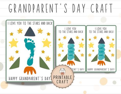 Footprint Art For Grandparents, Craft For Grandparents, Art For Grandparents, Quick Diy Christmas Gifts, Handprint Art Kids, Thumbprint Crafts, Mothersday Gifts Diy, Diy Gifts For Grandma, Fingerprint Crafts