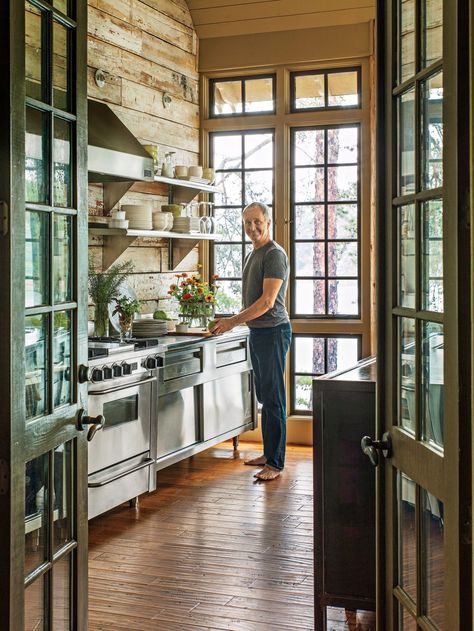 Lake House in the Trees Rustic Lake Houses, Bedroom Nook, Lake House Kitchen, Cottage Lake, Herringbone Backsplash, Lake Houses, Lake Living, Lake House Ideas, Bunk House