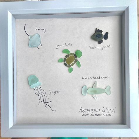 Sea Glass Creations, Braslet Patterns, Seaglass Art Ideas, Seaside Crafts, Sea Glass Resin, Seaglass Ideas, Sea Glass Pictures, Seaglass Crafts, Sea Glass Artwork