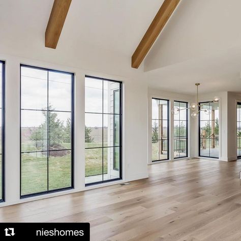 Windsor Windows on Instagram: “Can’t get enough of this incredible wall of Windsor Next Dimension painted black vinyl windows by @nieshomes. 😍😍😍 . . . #Repost @nieshomes…” Peak Windows Living Rooms, Big Picture Window Ideas, Big Windows Small House, Large Windows Back Of House, Large Home Windows, Great Room With Wall Of Windows, Great Room Large Windows, Modern Windows Interior, House With Floor To Ceiling Windows