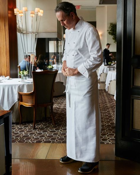 Thomas Keller on That 'New York Times' Review and the Future of Per Se Thomas Keller Recipes, Grant Achatz, The French Laundry, Thomas Keller, Ladies Who Lunch, Hudson Yards, Tasting Menu, Michelin Star, Family Meals