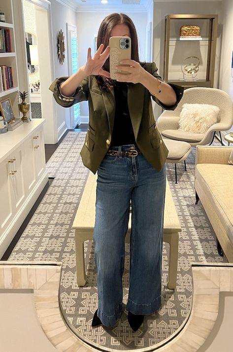 How to style wide leg jeans: Tips and Styling Ideas Leather Jacket With Wide Leg Pants, Styling Long Wide Leg Jeans, Coats With Wide Leg Jeans, Wide Leg Jean Office Outfit, Wide Leg Jeans Outfit For Work, Wide Leg Jeans And Converse Outfit, How To Dress Up Wide Leg Jeans, Wide Leg Jeans Date Night Outfit, How To Style Wide Leg Cropped Jeans