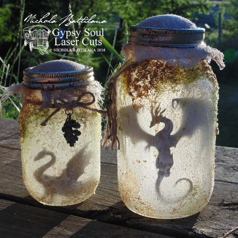 Rotten Smelly Dragon Jars with Tutorial - Nichola Battilana                                                                                                                                                                                 More Diy Dragon, Cheap Diy Halloween Decorations, Jars Diy, Anniversaire Harry Potter, Fairy Jars, Diy Halloween Decor, Theme Harry Potter, Dragon Crafts, Dragon Party