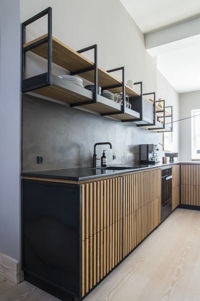 Industrial Kitchen Design, Industrial Style Kitchen, Kabinet Dapur, Casa Country, Industrial Design Furniture, Metal Furniture Design, Modern Kitchen Cabinets, Kitchen Room Design, Kitchen Inspiration Design