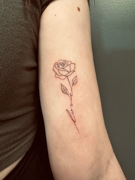 Rose With Love Stem Tattoo, I Love You Flower Stem Tattoo, Simple Rose Tattoo With Name, Simple Rose Tattoo With Words, June Birth Flower Tattoo With Name, Rose Tattoo Word Stem, Flower With Cursive Stem Tattoo, Rose Tattoo With Stem Writing, Rose Name Stem Tattoo