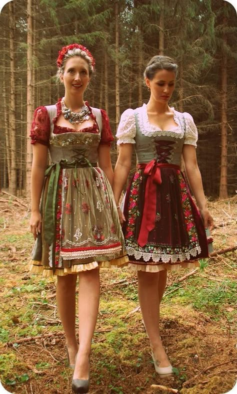 Octoberfest Outfits, German Traditional Clothing, Traditional German Clothing, Drindl Dress, German Traditional Dress, Dirndl Dress Oktoberfest, Oktoberfest Woman, German Dress Dirndl, Oktoberfest Dress