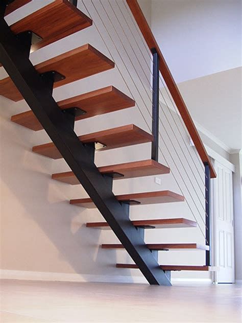 Best 5 Floating Stairs Single Stringer #stairs #stairsdesign #design #ideas Scale Loft, Vstupná Hala, درج السلم, Open Stairs, Stair Design, Escalier Design, Staircase Ideas, Stair Railing Design, Staircase Remodel