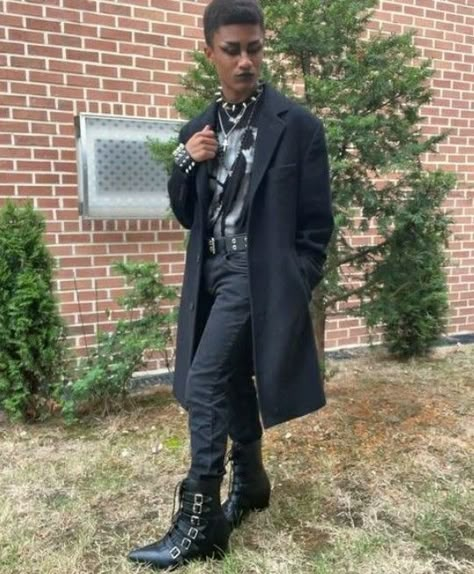 Black Goth Outfits Men, Gothic Prom Outfits Men, Goth Guys Outfits, Male Goth Fashion 80s, Goth Guy Fashion, Witch Outfit Men, Goth Outfit Inspo Men, Trad Goth Masculine Outfits, 80s Trad Goth Outfits Men