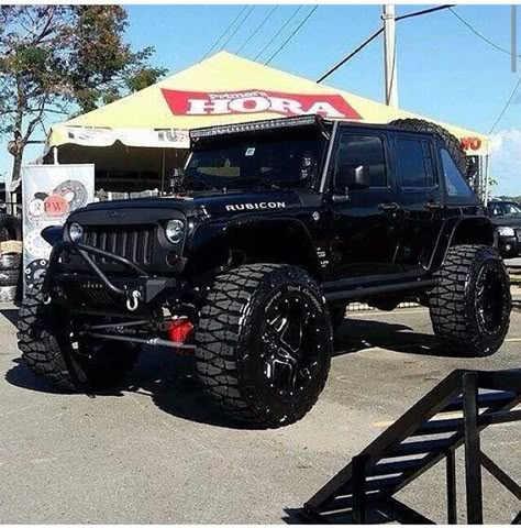 BLACK ON BLACK JEEP JK (with my favorite tires) NITTO MUD GRAPPLER TIRES Mobil Off Road, Lifted Jeeps, Jeep Wheels, Badass Jeep, Jeep Photos, Custom Jeep Wrangler, Black Jeep, Ford Mustang Car, Cars Jeep