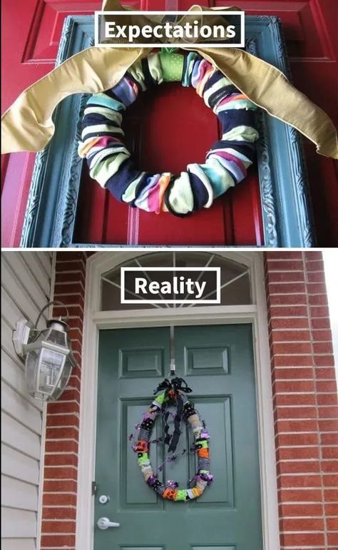 26 Insanely Bad Diy Fails To Laugh At Sock Wreath, Dollar Store Christmas Decorations, Pinterest Fail, Fail Nails, Diy Fails, Katt Williams, Pinterest Crafts, Christmas Sock, Photo Fails