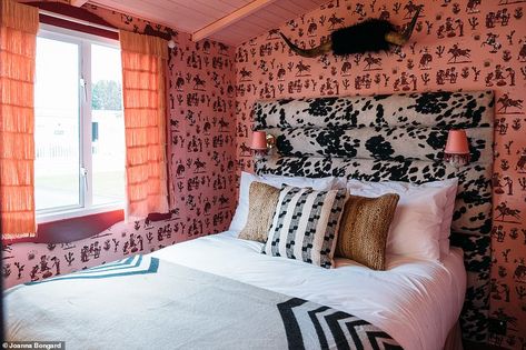 Millennials transform Margate static caravan and can now command £200 a night on Airbnb Luxury Caravans, Cowgirl Bedroom, Jungle Room, Rockett St George, Appaloosa Horses, Curved Sofa, Appaloosa, Interior Stylist, Quirky Design