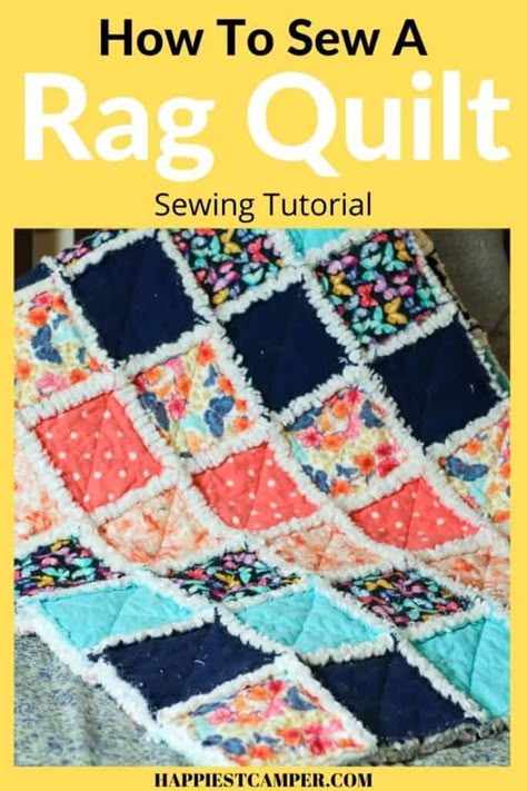 Rag Quilt Patterns Easy, Diy Rag Quilt, Crochet Quilt Tutorial, Rag Quilt Instructions, Beginner Blanket, Rag Quilting, Flannel Rag Quilts, Rag Quilt Tutorial, Quilt Instructions