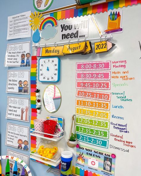 𝐊𝐚𝐢𝐭𝐥𝐲𝐧 𝐌𝐜𝐂𝐚𝐫𝐭𝐲 ✿ on Instagram: "This is my corner 🫶🏼🌈 full of allllll the things • whole brain motion rules - TPT (our little learners) • pencil flip calendar - TPT…" Magnetic Flip Calendar Classroom, Teacher Read Aloud Chair, Pencil Flip Calendar, Teacher Instagram Ideas, Teacher Corner Ideas Classroom, Schedule Cards For Classroom, Flip Calendar Classroom, Classroom Schedule Display, Classroom Set Up