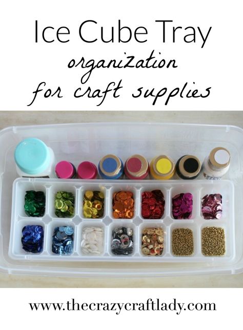 What an amazing yet simple idea for organizing craft supplies!  Use an ice cube tray to sort and store small craft items like beads and sequins. Diy Craft Hacks, Organized House, Organizing Items, Organizing Solutions, Plastic Shoe Boxes, Dollar Store Diy Organization, Organize Craft Supplies, Organizational Tips, Sewing Room Organization