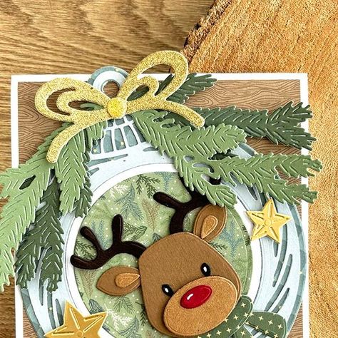 Marianne Design on Instagram: "Rimmie made a beautiful Christmas bauble to adorn her card. She made it with the Creatables Open Christmas Bauble (LR0871).  . . . . .  #elinesanimals #kartengestaltung #kartenmacherei #papercraft #diycards #cardmakingideas #cardmaking #kortmakeri #manualidades #mariannedesign #kartenbasteln #kaartenmaken" Marianne Design Cards, Xmas Baubles, Scrap Cards, Design Cards, Marianne Design, Christmas Bauble, Christmas Card Design, August 1, Design Christmas