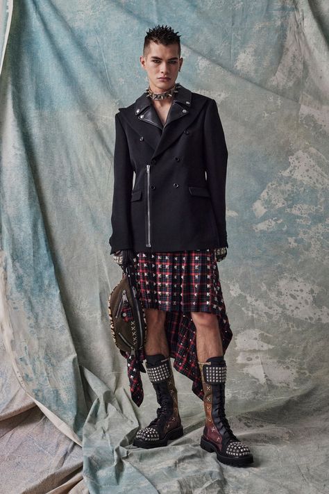 Punk Boy, Pre Fall 2023, Punk Looks, Estilo Punk, Punk Outfits, Menswear Collection, Fall 2023, Pre Fall, Punk Fashion