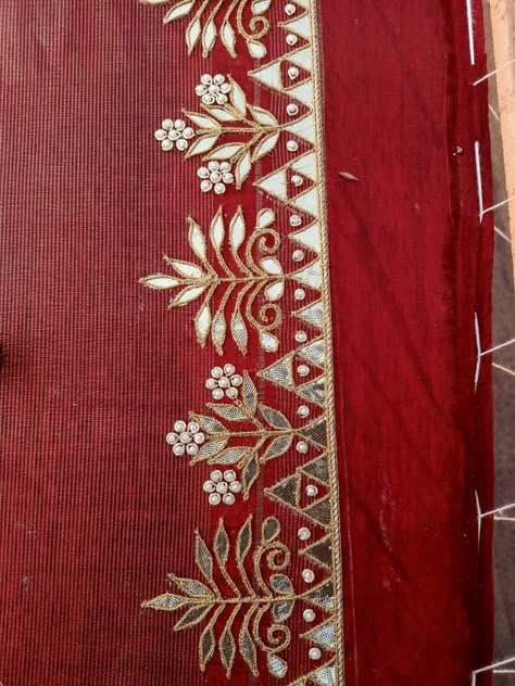 Gota Patti Blouse Design, Butti Work Embroidery, Dabka Work Embroidery, Gotta Patti Suits, Marodi Work, Gota Patti Embroidery, Lehenga Blouse Design, Bridal Lehenga Blouse, Gotta Patti Work