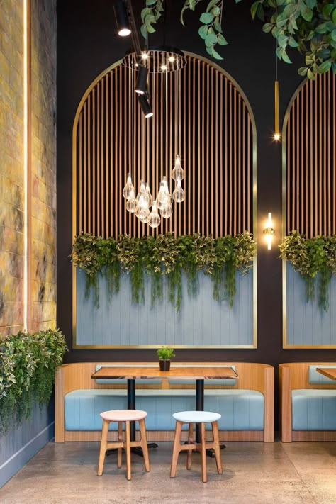 WALL Open Bar Restaurant Design, Store Wall Design Ideas, Low Cost Restaurant Design, Cafe Backdrop Ideas, Modern Bar Restaurant, Wood Panel Interior Design, Wall Design Restaurant Interiors, Restaurant Interior Design Video, Restaurant Waiting Area Design