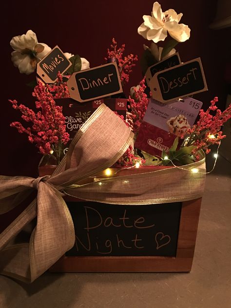 Date night gift basket Eggnog Milkshake, Diy Valentine's Gift Baskets, Date Night Basket, Valentines Day Gifts For Him Creative, Auction Basket Ideas, Tricky Tray, Raffle Basket Ideas, Quirky Valentines, Date Night Gift