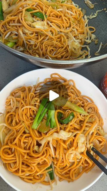 Stephanie | Easy recipes 🔪 on Instagram: "This is how takeout restaurants make their noodles, I didn’t make the rules and neither did my parents 🤗 but I’ll be sure to post another recipe to show you have to make it at home without all the noodles prep work if you guys want it! Possibly a chicken chow mein recipe next? ➡️ Recipe: Papa Tea’s Restaurant-Style Chow Mein Serves 4-6 Noodles— - [ ] 1lb dry squared wheat noodles - [ ] 5 quarts water (for boiling) - [ ] Neutral oil, I use avocado - [ ] Optional: 4 drops red food coloring + 6 drops yellow food coloring Vegetables— - [ ] 2 Celery stalks, thinly sliced on a bias (about 2 cups) - [ ] 2 cups cabbage, thinly sliced into strips - [ ] 1 medium onion, thinly sliced - [ ] 1 cup bean sprouts, washed - [ ] 1 cup green onions, cut i Vegetables Chow Mein Recipe, How To Make Noodles At Home, Roman Noodles, How To Make Noodles, Chicken Chow Mein Recipe, Schezwan Noodles, Chipotle Pasta, Asian Soups, Yellow Food