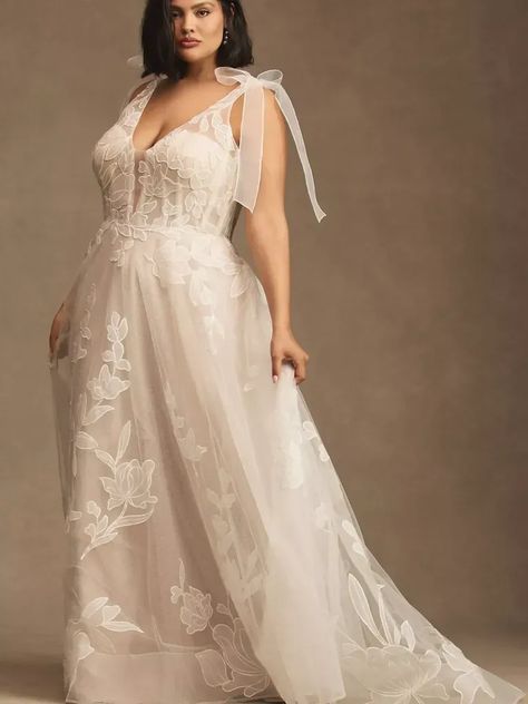 Willowby by Watters floral wedding gown Dresses For Big Bust, 2024 Wedding Dress, Willowby By Watters, I Got Engaged, Buy Wedding Dress Online, Watters Wedding Dress, Floral Wedding Gown, Bhldn Wedding Dress, Plus Wedding Dresses