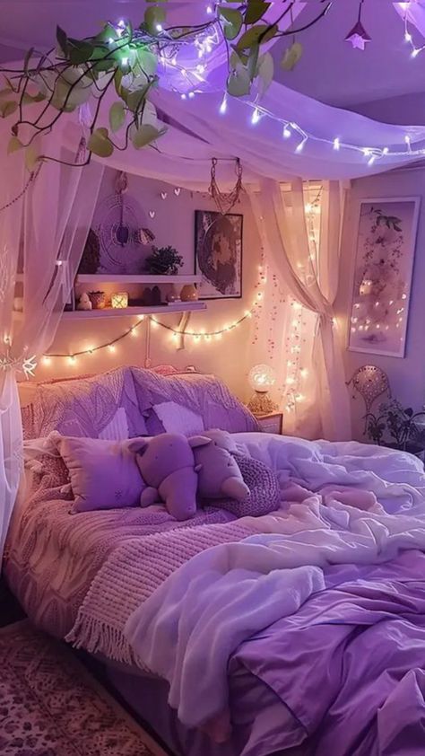 Bold Colorful Bedroom, Purple Fairy Bedroom, Purple Fairy Room, Purple Bedroom Inspirations, Pink And Purple Room Ideas, Cozy Purple Bedroom, Purple Room Ideas Bedrooms, Light Purple Room Ideas, Girls Bedroom Purple