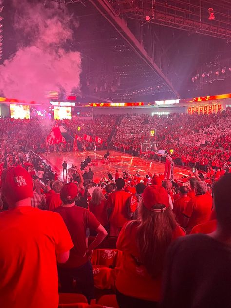 Houston cougars, basketball game University Of Houston Aesthetic, Basketball Game Aesthetic, Georgia Basketball, Texas College, Uconn Womens Basketball, College Job, College Education, Houston Cougars, College Stuff