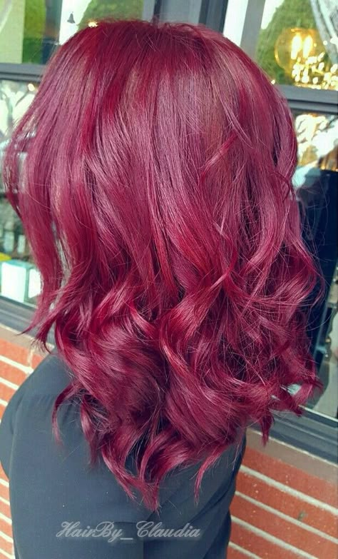 Blue Red Hair Color, Strawberry Hair Color Red, Berry Pink Hair Color, Red Hair Designs, Dark Pink Red Hair, Berry Colored Hair, Dark Strawberry Hair, Berry Red Hair Color, Valentine Hair Color