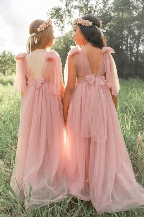 24 Country Flower Girl Dresses That Are Pretty :heart: country flower girl dresses in dusty pink :heart: #weddingdresses #countryflowergirldresses #flowergirldresses Country Flower Girl Dresses, Dusty Rose Flower Girl Dress, Dresses For Birthdays, Country Flower Girl, Country Flower Girls, Flower Girl Dresses Country, Flower Girl Dress Ideas, Girl Dress Ideas, Satin Flower Girl Dress