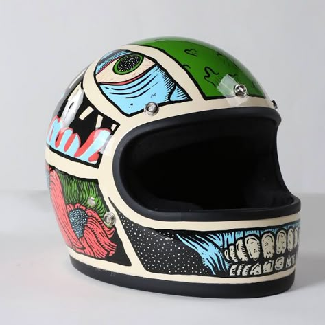 Ottonero Cafe Racer Vintage Helmet Motorcycle, Helmet Design Paint, Helmet Painting Ideas, Helmet Design Ideas, Motorcycle Helmet Art, Vespa Helmet, Custom Helmet Paint, Motorcycle Helmets Art, Bike Helmet Design