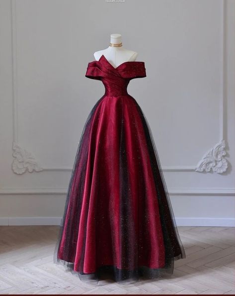 Red Gown Aesthetic, Wine Wedding Dress, Red Ball Dress, Poofy Prom Dresses, Red Formal Gown, Black And Red Dress, Red And Black Dress, Tulle Long Prom Dress, Mermaid Prom Dresses Lace