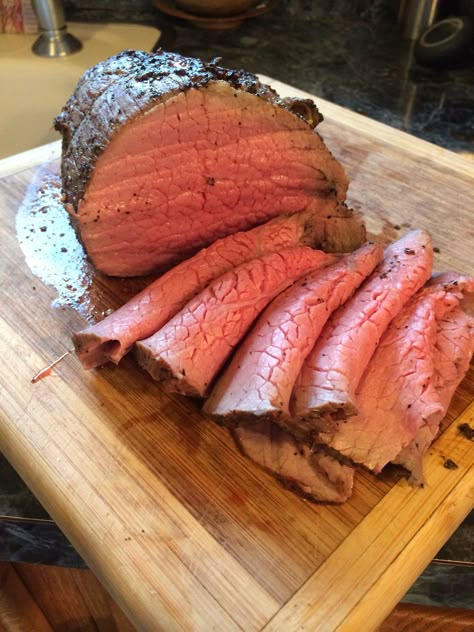 Eye Round Roast, Roast Beast, Eye Of Round Roast, Eye Of Round, Roast Beef Recipes, Round Roast, Beef Roast, Eye Round, Where's The Beef