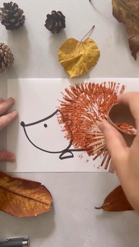 Simple Kindergarten Activities, Hedgehog Kindergarten Ideas, Preschool Hedgehog Craft, Hedgehog Preschool Activities, Autumn Kindergarten Crafts, Hedgehog Art For Kids, Hedgehog Kindergarten, Hedgehog Activities For Kids, Hedgehog Craft Preschool