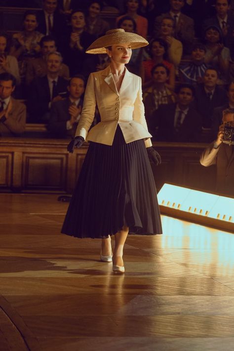 'The New Look' Has Costumes That Include A Dior Bar Suit & Chanel-Inspired Wardrobe Jeanne Paquin, Dior New Look, Cristobal Balenciaga, Daniel Brühl, Boyfriend Outfit, Chanel Inspired, French Fashion Designers, Couture Designers, Pierre Balmain