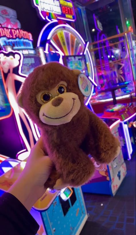 cute monkey, stuffed toys, plushies, girly aesthetic, arcade, stuffed animals 🦋 (for aesthetic purposes only, not selling it. pls credit me for use of this pic) Arcade Plushies Aesthetic, Monkey Plushies, Monkey Aesthetic, Grace Reilly, Aesthetic Arcade, Cute Stuffies, Anne Movie, Cute Monkeys, Monkey Wallpaper