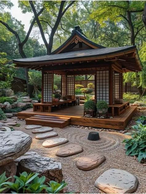 Japanese Pergola Ideas, Japanese Garden Walkway, Asian Style House, Japanese Garden Layout, Backyard Japanese Garden, Japanese Greenhouse, Asian Courtyard, Asian Home Design, Japanese Gazebo